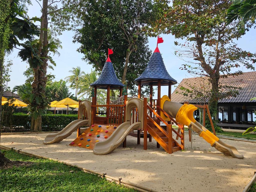 פיס ריזורט קוסמוי - (NH Collection Samui Peace Resort)