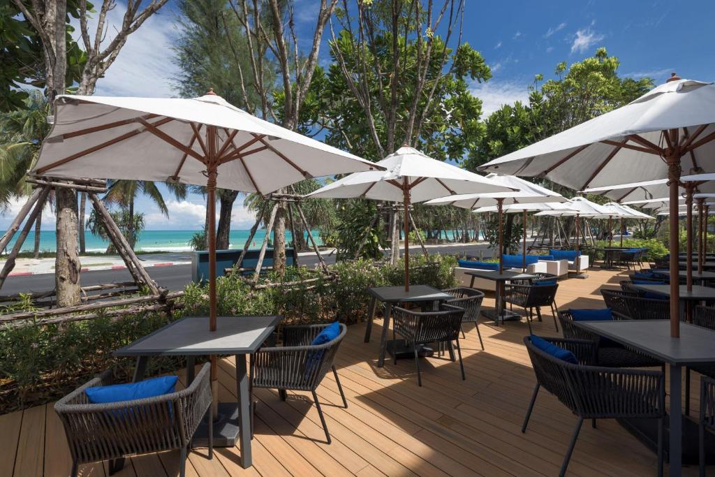 פור פוינטס ביי שרטון פטונג (Four Points by Sheraton Phuket Patong Beach)