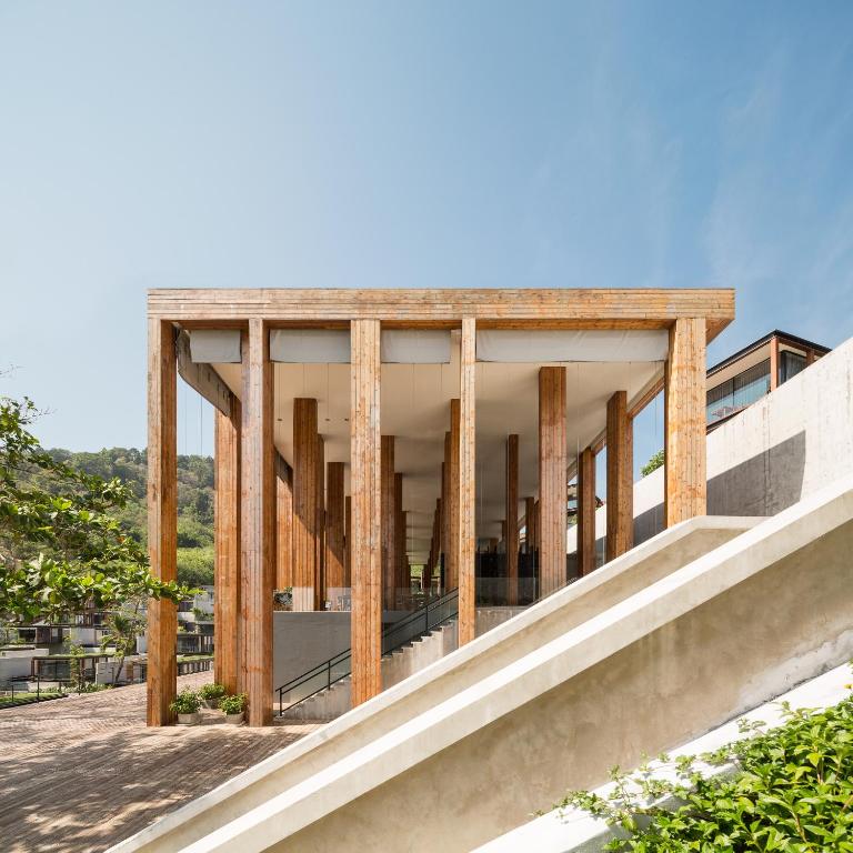 דה נאקה איילנד פוקט (The Naka Island, a Luxury Collection Resort)