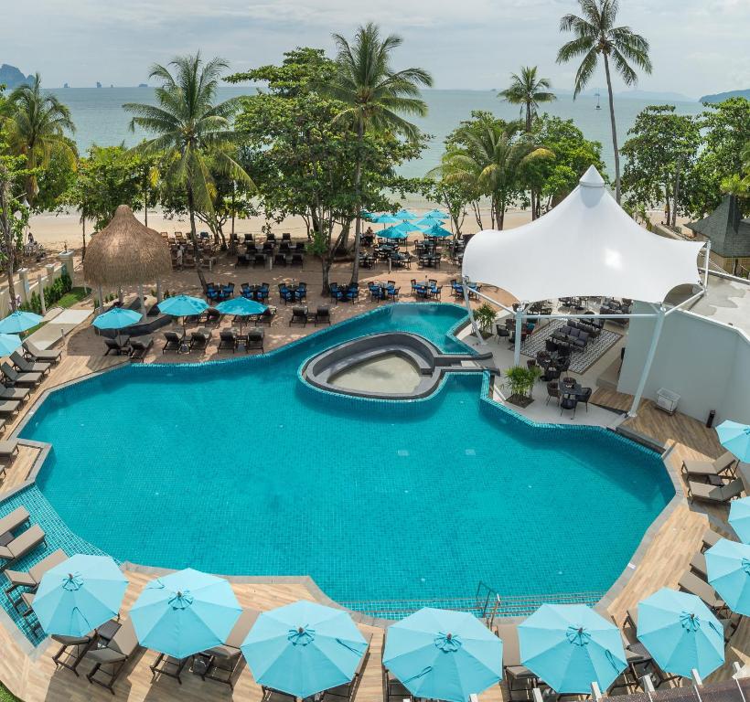 סנטרה או נאנג ביץ' ריזורט - (Centara Ao Nang Beach Resort & Spa Krabi)