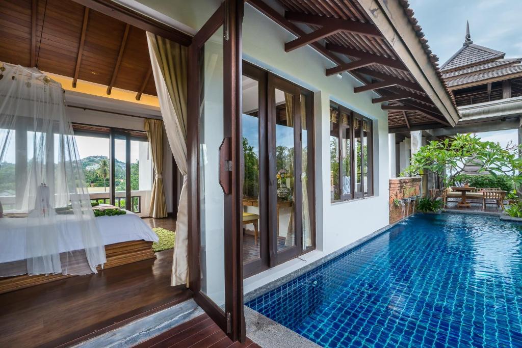 רויאל מואנג סמוי ווילאס (Royal Muang Samui Villas)