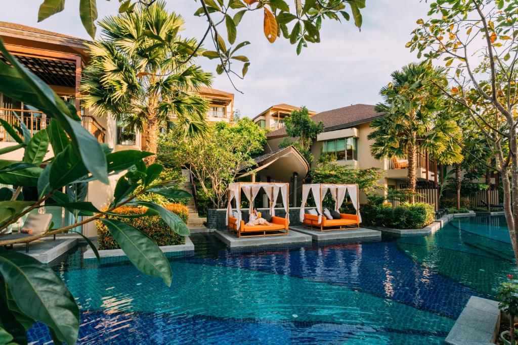 מנדרבה ריזורט אנד ספא (Mandarava Resort and Spa Karon Beach)