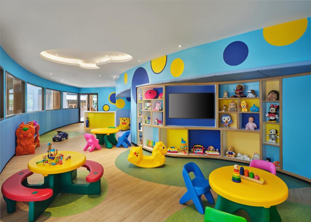 הולידיי אין ריזורט קראבי קלונג מואנג (Holiday Inn Resort Krabi Klong Muang Beach)