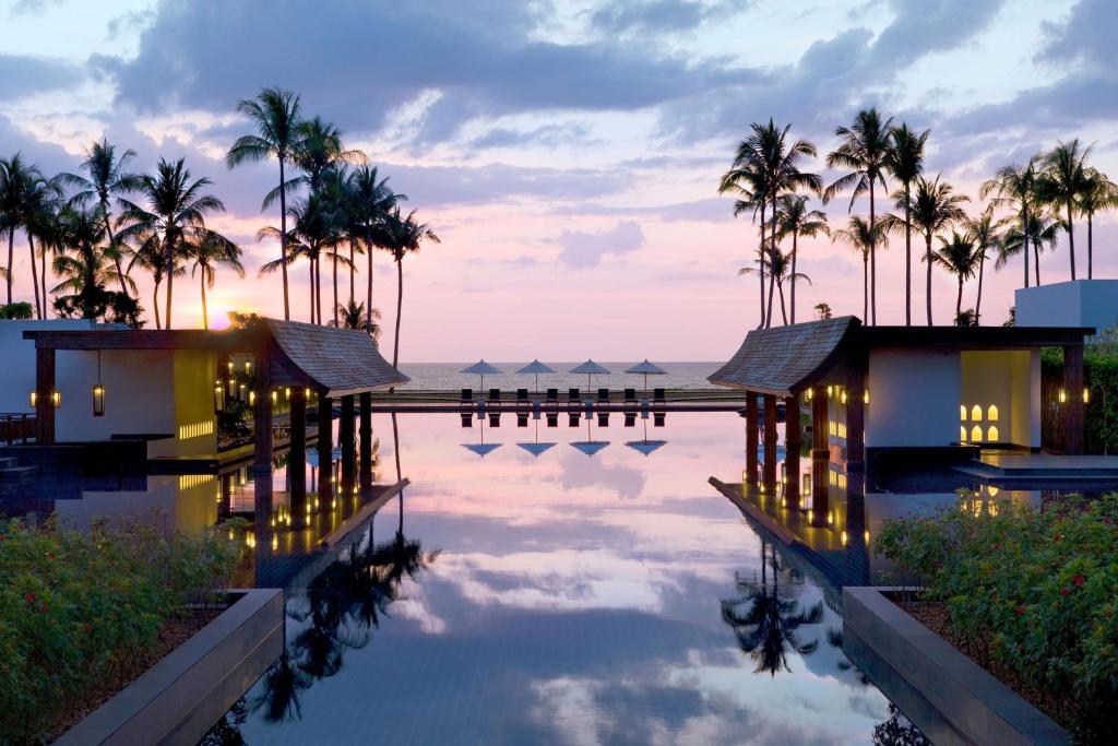 ג'יי דבליו מאריוט קאו לאק ריזורט אנד ספא (JW Marriott Khao Lak Resort & Spa)