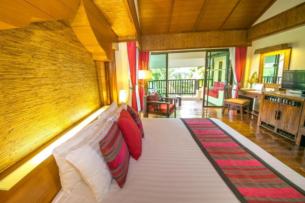 סנטרה קו צ'אנג טרופיקנה ריזורט (Centara Koh Chang Tropicana Resort)