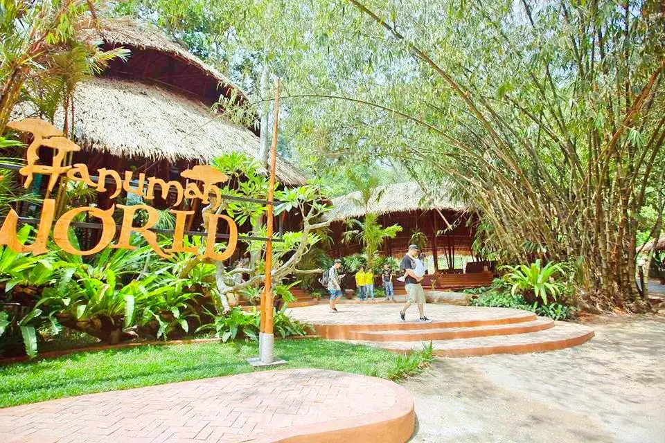 אומגות בפוקט – Hanuman World Zipline