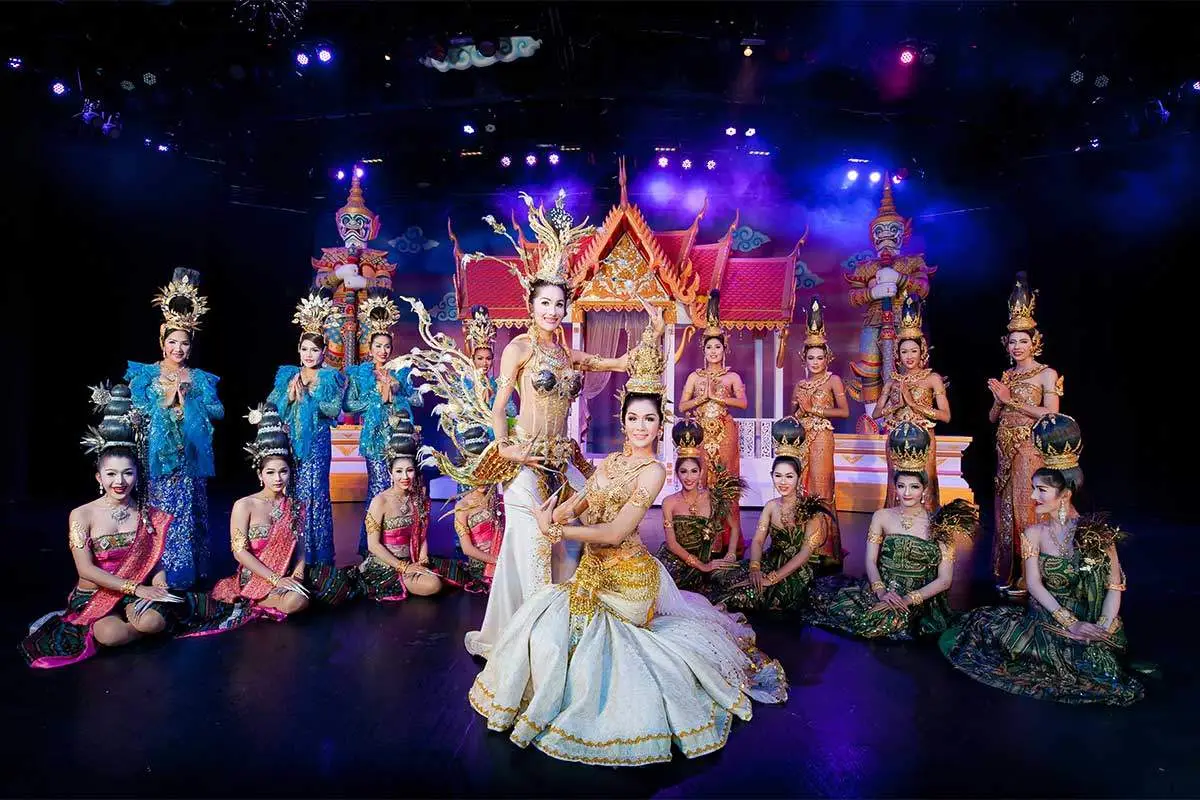 סיימון קברט פוקט – Simon Cabaret Phuket