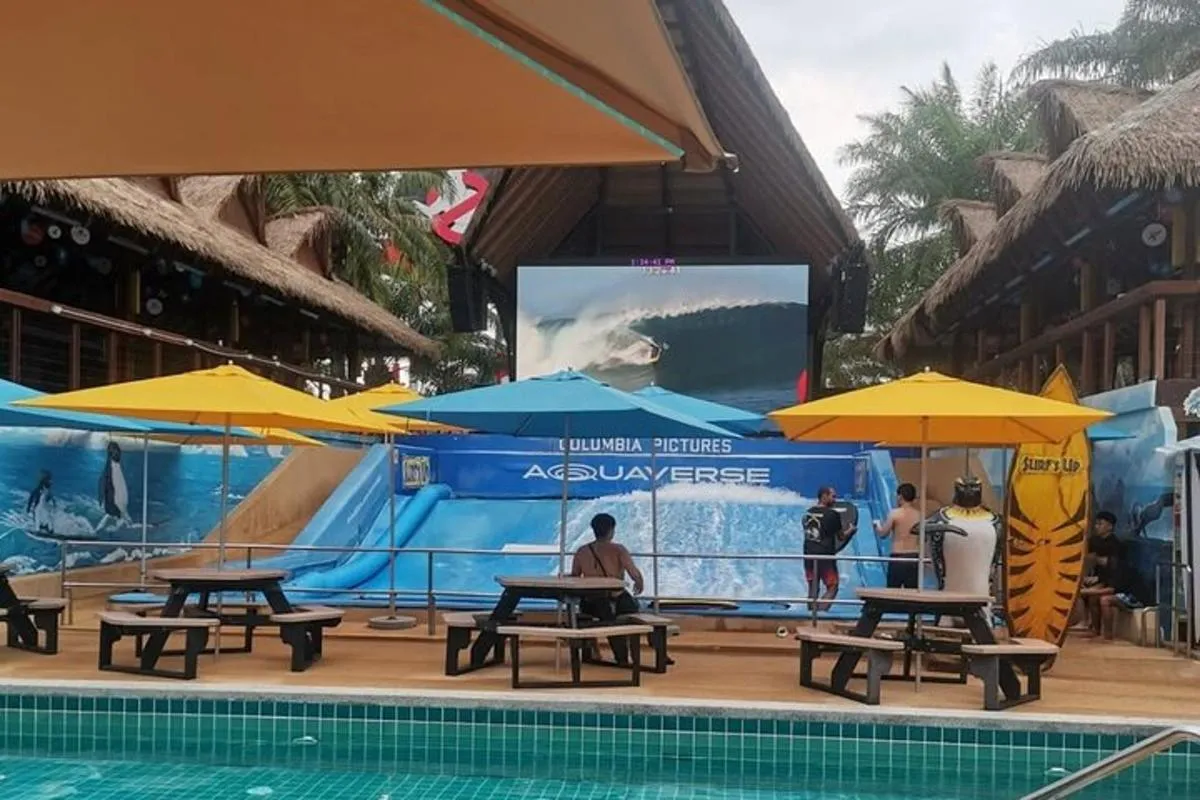 פארק המים קולומביה פיקצ'רס פטאיה – Columbia Pictures Aquaverse Pattaya
